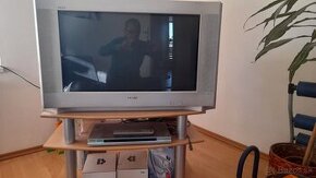 Televizor Sony 100hz 32”=81cm uhlopriecka