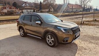 Subaru Forester 2.0i MHEV Premium Edition Lineartronic