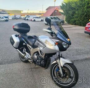 Predám motorku yamaha 900 twin - 1