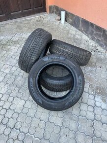 Pirelli zimné 235/60 r18