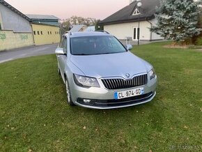 Skoda Superb 2.0tdi,dsg,cuvak,el. kufor,serviska,new rozvody