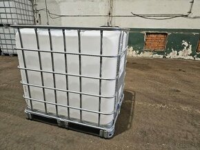 Plastova nadrz IBC kontajner 1000l barel docasne vypredane