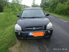 Hyundai Tucson diesel 2.104 kv rv 2007 čierna metalíza - 1