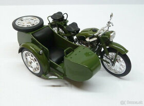 IMZ M72, motorka so sajdkou, Atlas, v mierke 1:24 (nie 1:43)