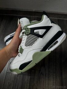 Jordan 4 seafoam , 41