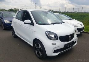 Smart EQ forfour Elektromobil Automat Málo Km Možný odp DPH