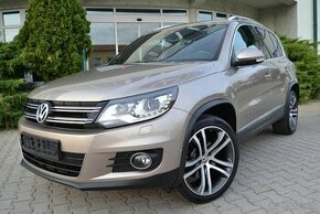 VW TIGUAN 2.0 TDI R-LINE 4x4, NAVI, F1, BIXENÓN, KOŽA, R19 - 1