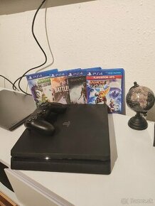 Ps4 Slim + hry