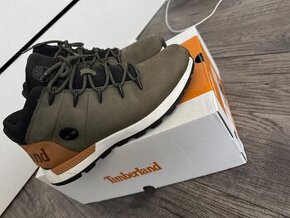 Predám zimnú obuv timberland 44