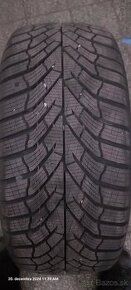 Kumho zimne pneu 225/45r17