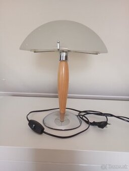 Stolová lampa