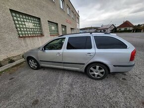 Škoda Octavia II combi Elegance 77kw