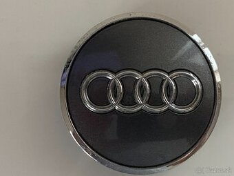 AUDI originálna záslepka, puklička kolies 8VV0 601.170