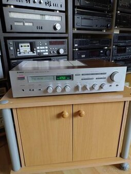 Receiver Yamaha R-700 - 1