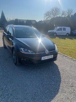 Volkswagen Golf Variant 1,4TSI Highline. Xenón, Ťažné .