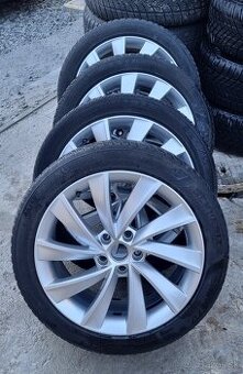 Superb 3 Pegasus 235/45 R18