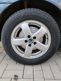 Octavia 1 disky 195/65 R15 original