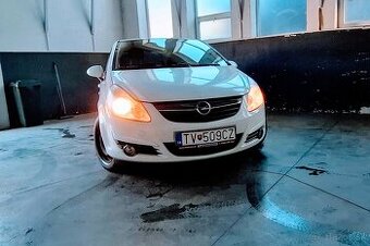 Opel corsa 1.2 benzín - 1