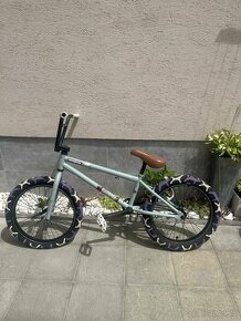 BMX BICYKEL MONGOOSE LEGION L60 2017