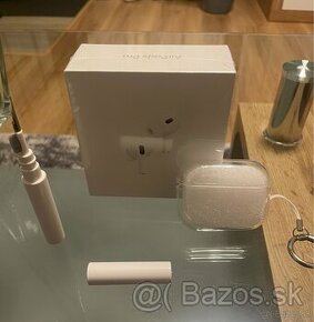 Airpods pro 2 obal + čistiace pero - 1