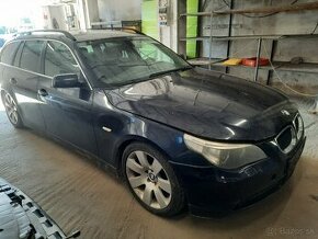 Rozpredam BMW E61 530D farba oriental blau 317/5