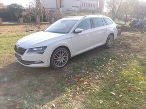 Predám 4x4 Škoda Superb 3 combi ročník 2016 DSG