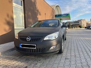 Opel astra J