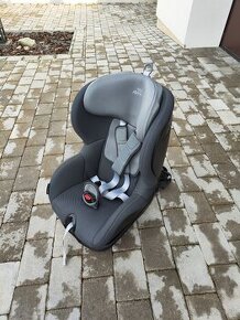 https://www.brendon.sk/britax-romer-trifix2-76-105cm-storm-g