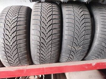 Pneu 205/50R17