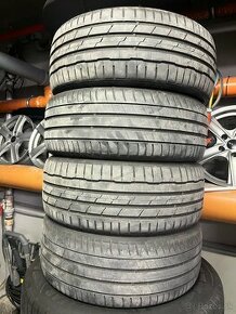 Predam sadu gum s rozmerom 205/45 R17