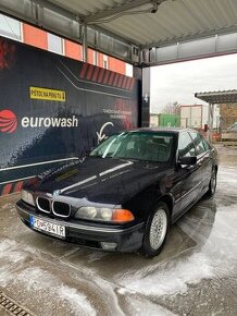 BMW e39, 520i