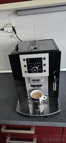 Kávovar DeLonghi