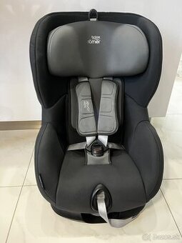 Britax Römer Trifix 2 i-size