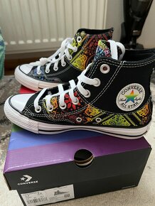 Converse pride