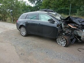 OPEL INSIGNIA 2,0cdti 4X4 AUTOMAT R.V.2014