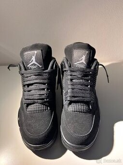 Jordan 4 Black Cat