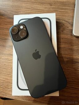 Predám čierný iPhone 15 128GB