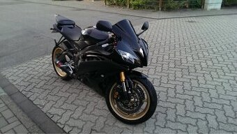 Kúpim Yamahu R6/ Kawasaki Zx6r