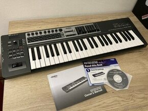 Edirol by Roland PCR-500 midi keyboard controller