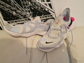 Nike tenisky 38,5