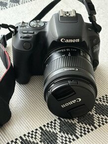 Canon EOS 200D