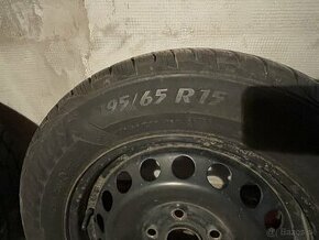 Plechove disky 5x112 + zimne pneumatiky 195/65 R15 - 1