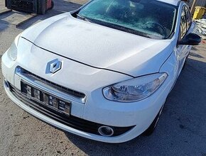 RENAULT FLUENCE 2011 predám predné svetlo, dvere a iné