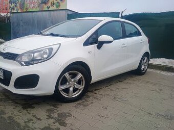 Kia Rio 1.25 63kw rok 2013