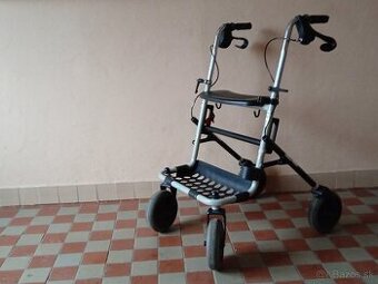 Chodítko Invacare - 1