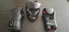 Outshock boxerský set rukavica + prilba