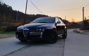 Alfa Romeo 159