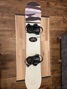 Predám damsky snowboard komplet -doska, viazanie, boty