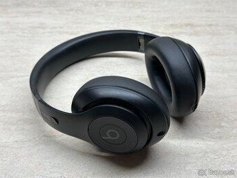 Beats Studio Pro, black