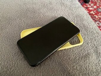 Predam iPhone 11 64 GB čierny nova bateria